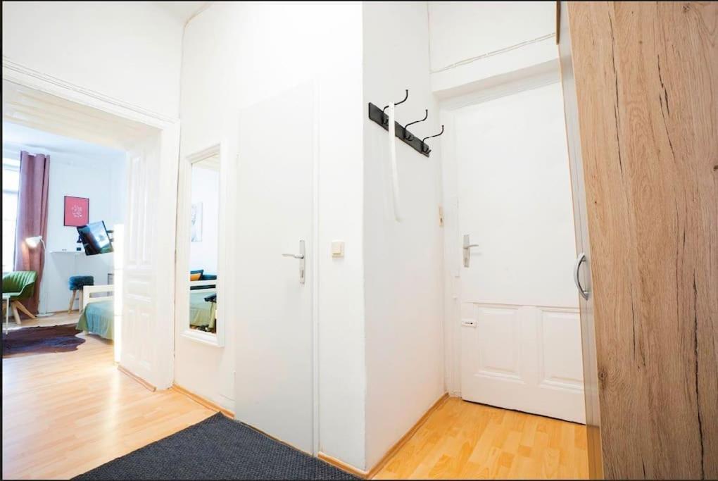 Cozy Flat - 10Min To City Center ! Wien Exteriör bild